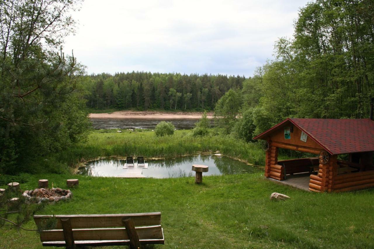 优普斯迪维塔斯公寓 Krāslava 外观 照片